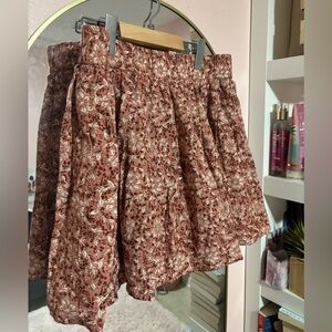 American Eagle Patterned Flowy Skirt